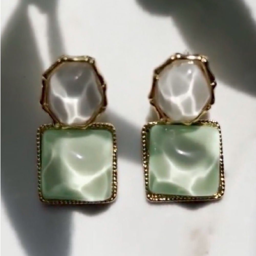 Green Framed Agate earrings 18K Gold filled Geometric Wave water rippled
